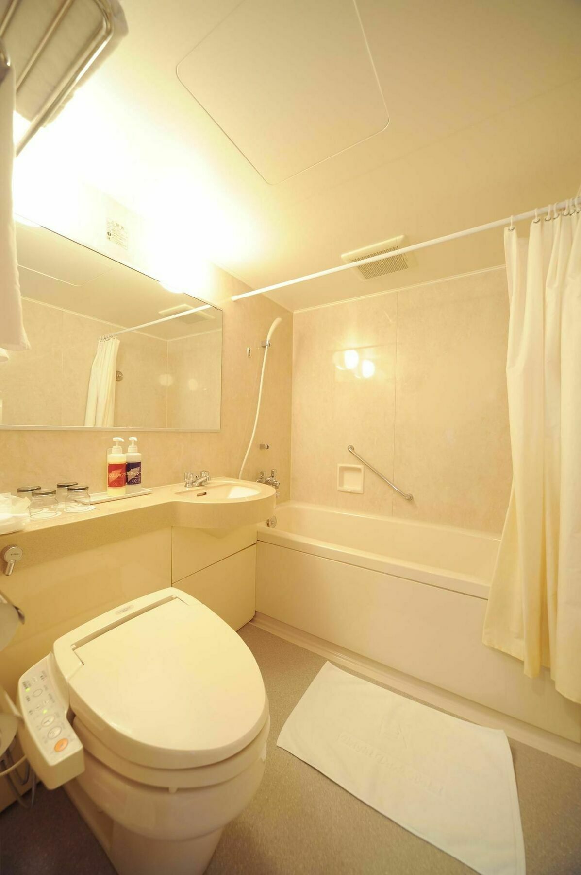 Bright Park Hotel Kochi  Exterior photo